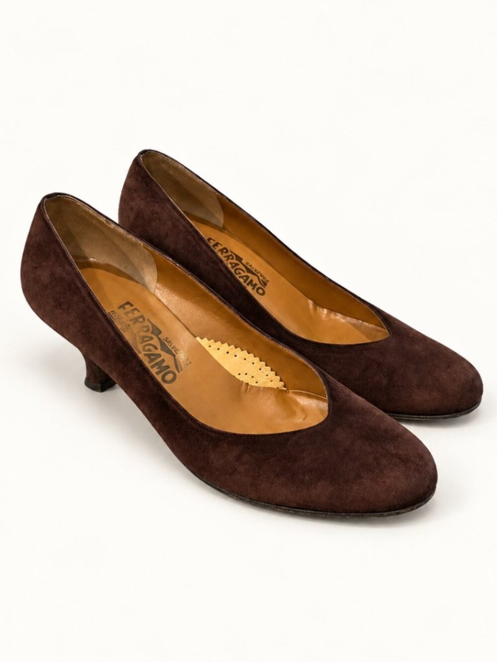 Vintage Salvatore Ferragamo Brown Suede Pumps Size 6.5 0842